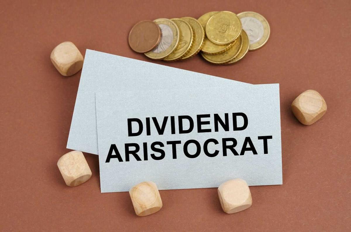 5 High-Yield Dividend Aristocrats to Buy in 2026